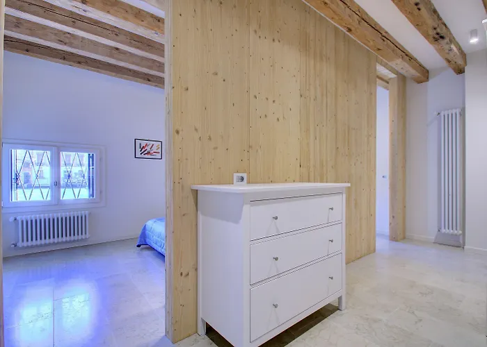 Apartamento Grandcanal-red