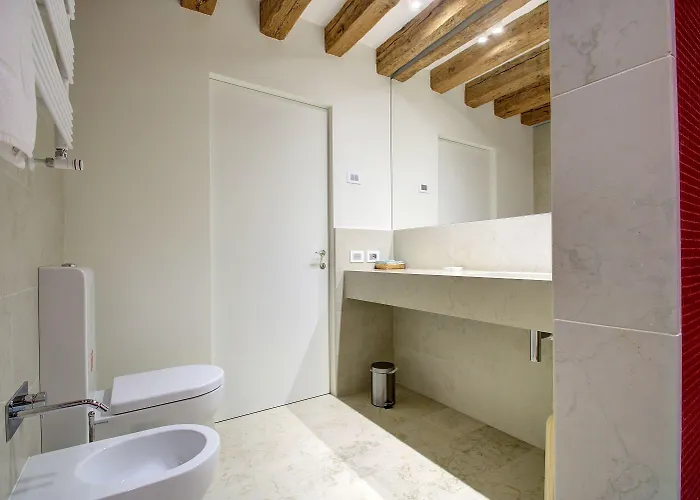 Grandcanal-red Daire Venedik